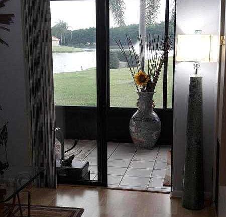 4th image of 7689 Lexington Club Blvd APT A