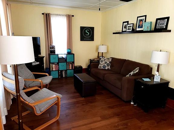 5th image of 793 Pine St