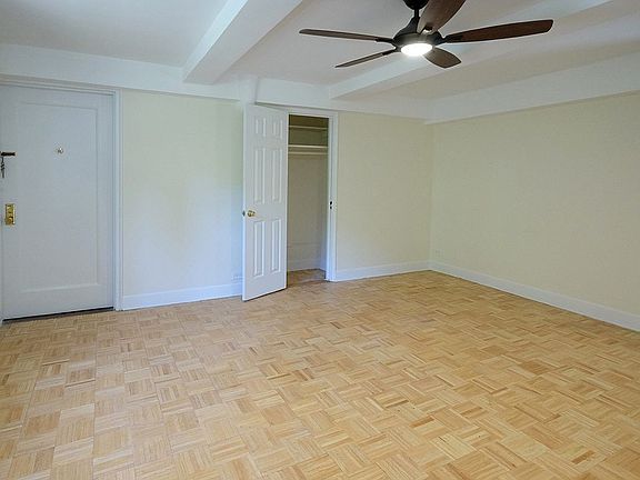 4th image of 70 Clark St APT 1B