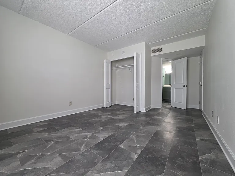 1121 84th Ave N #A — Photo 7