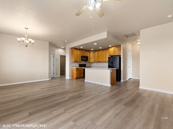 194 Shade Tree Ln Unit B, Mesquite, NV 89027