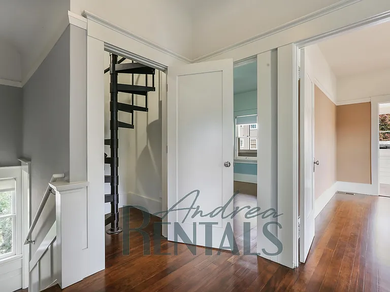 485 Boulevard Way — Photo 48