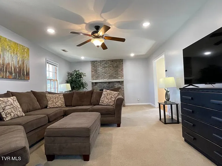531 Bancroft Chapel Rd — Photo 3