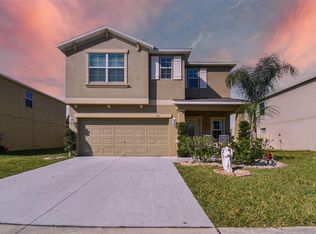 107 Cascade Bend Dr, Ruskin, FL 33570