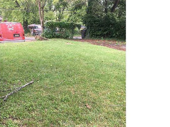 2nd image of 5429 Genevieve Ave