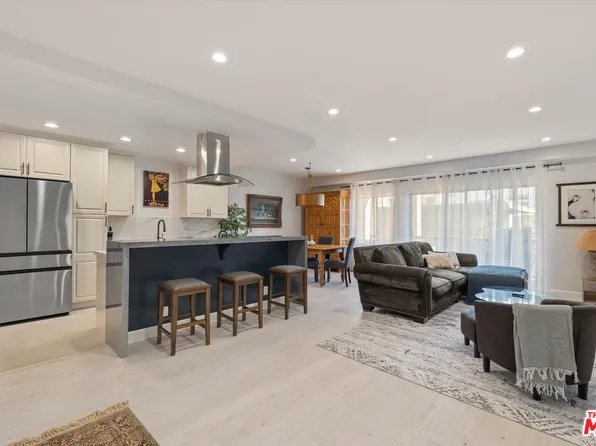 622 S Barrington Ave APT 206, Los Angeles, CA 90049