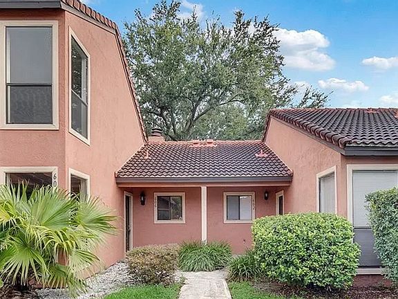 3rd image of 606 Saint Johns Ct