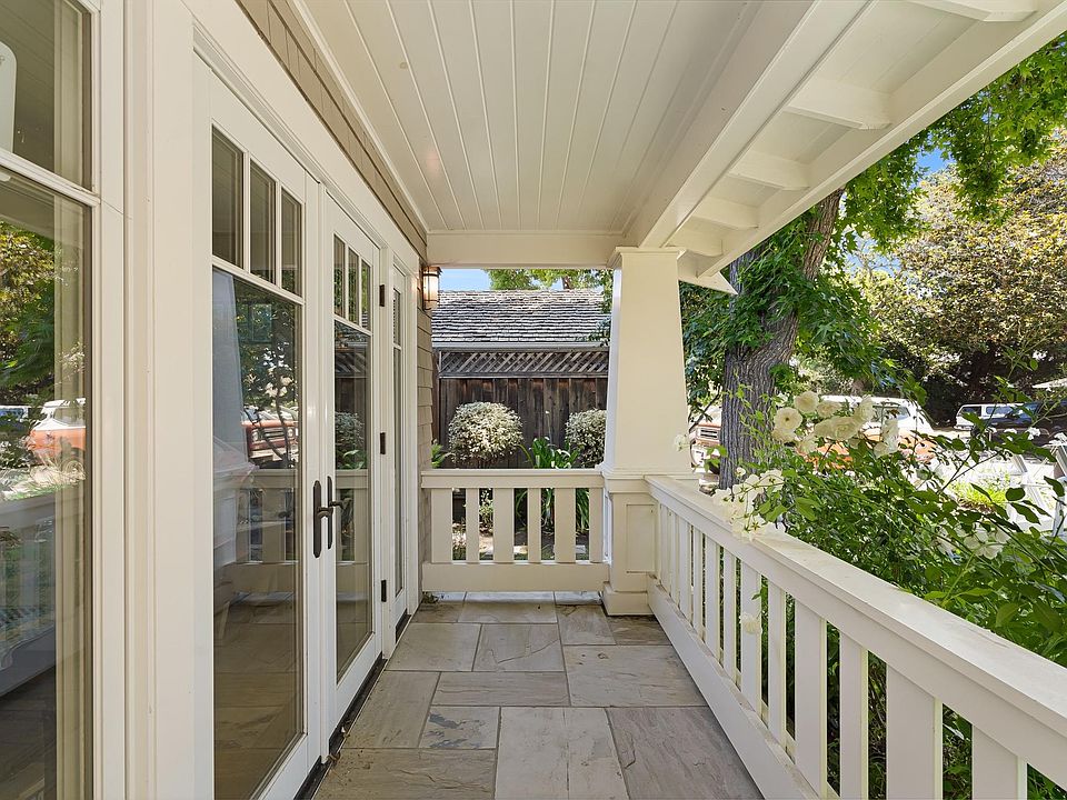 1st image of 566 Patricia Ln
