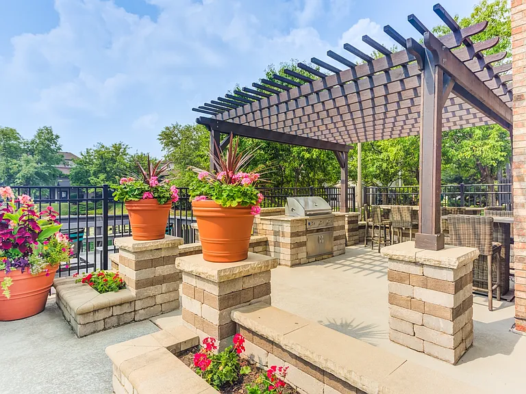 Haven on Long Grove — Photo 11