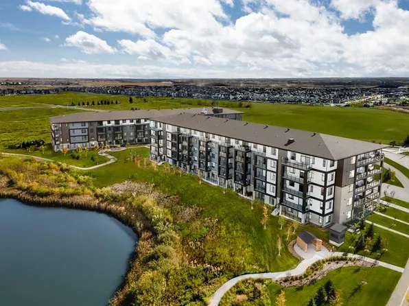 3700 S Seton Ave SE #2201, Calgary, AB T3M 4C1