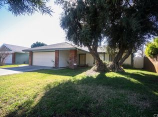 4074 Grimsby Ln, Riverside, CA 92505
