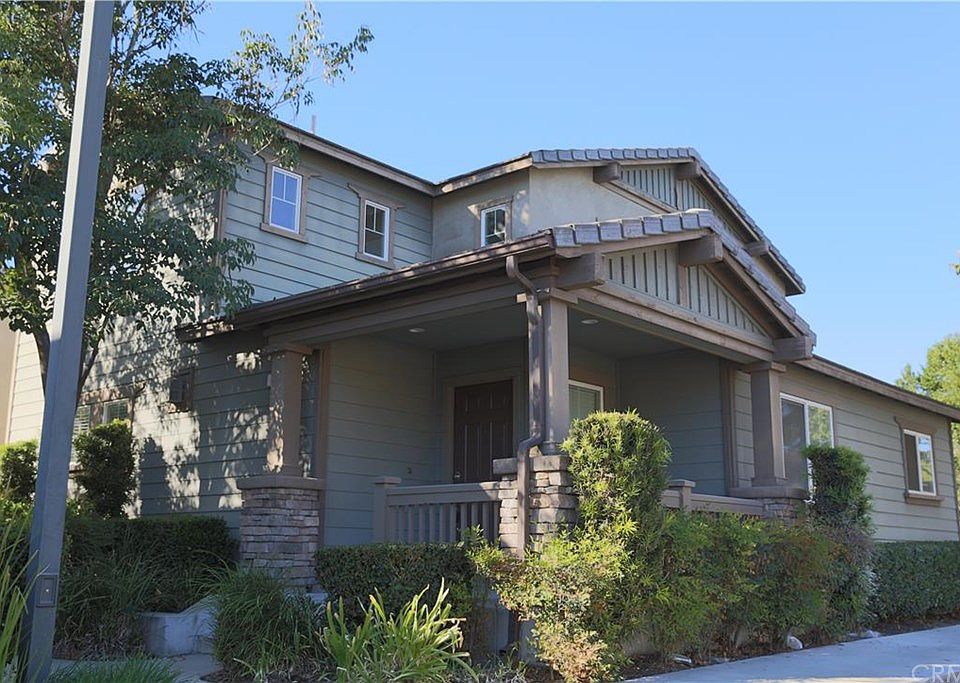 1st image of 409 N Placer Privado