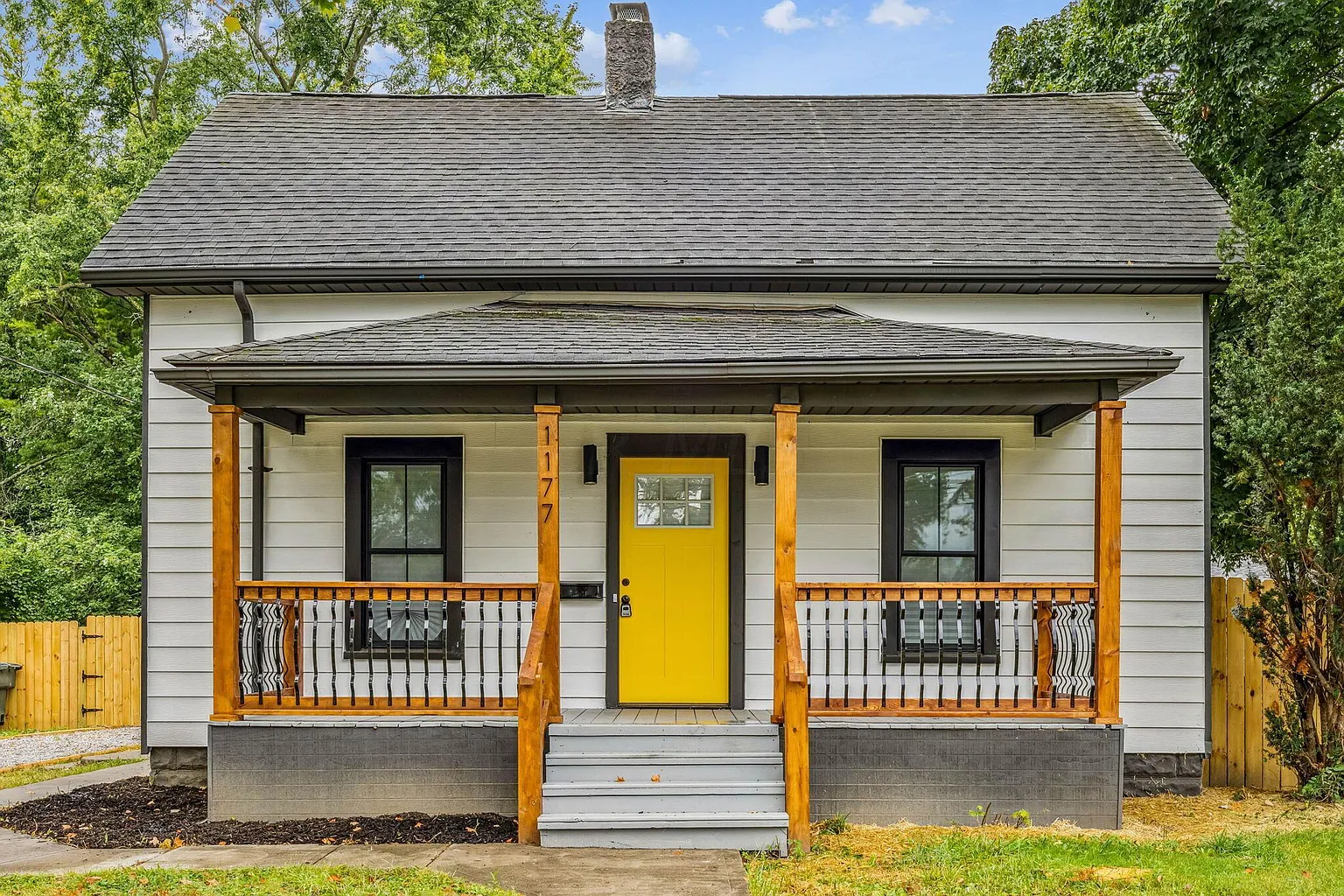 1177 Smith Rd photo 1