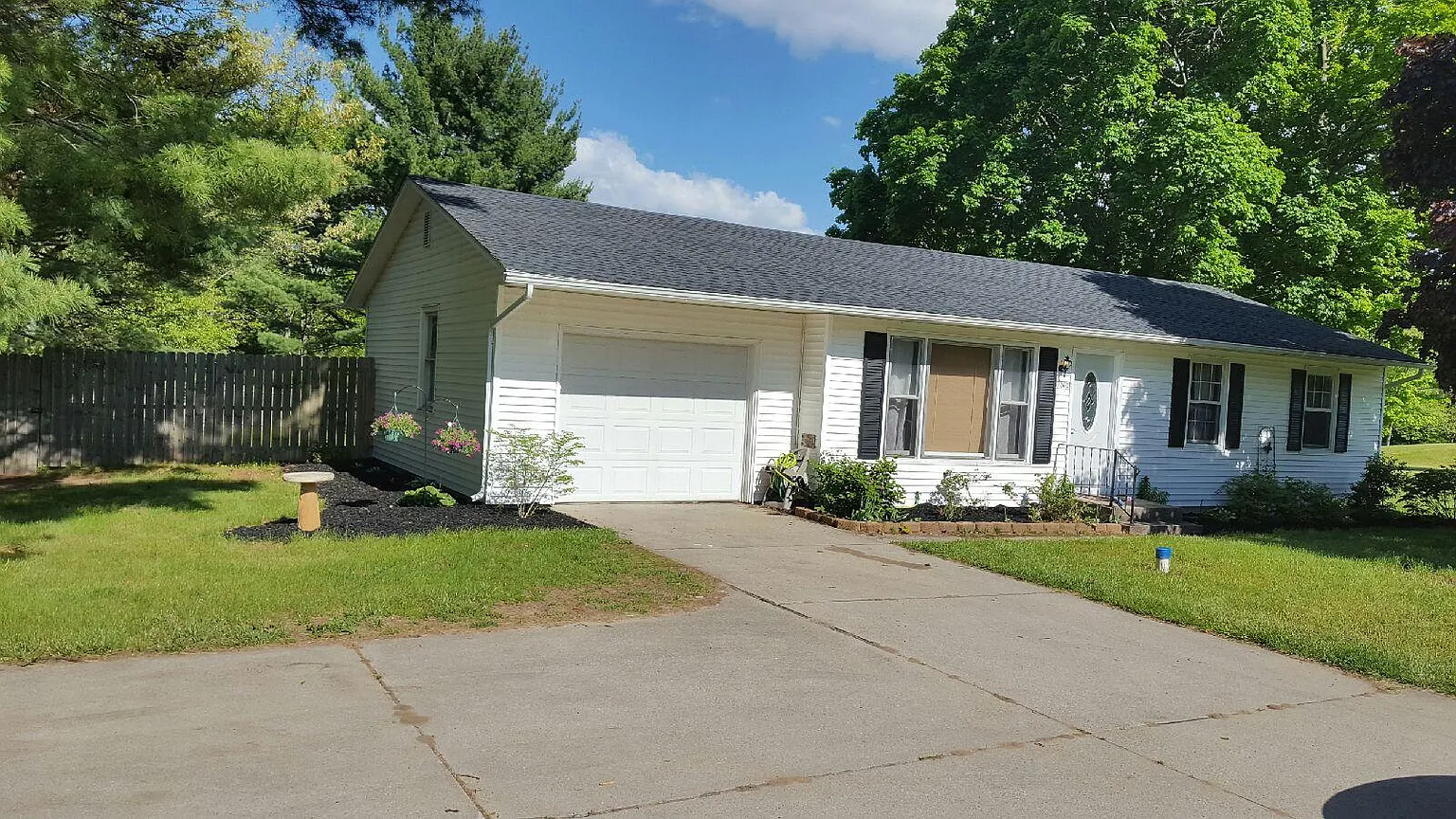 52060 Grape Rd photo 1
