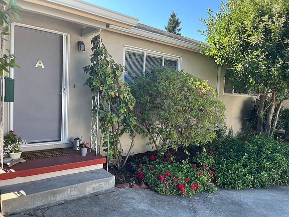 3rd image of 1031 Santa Cruz Ave #A