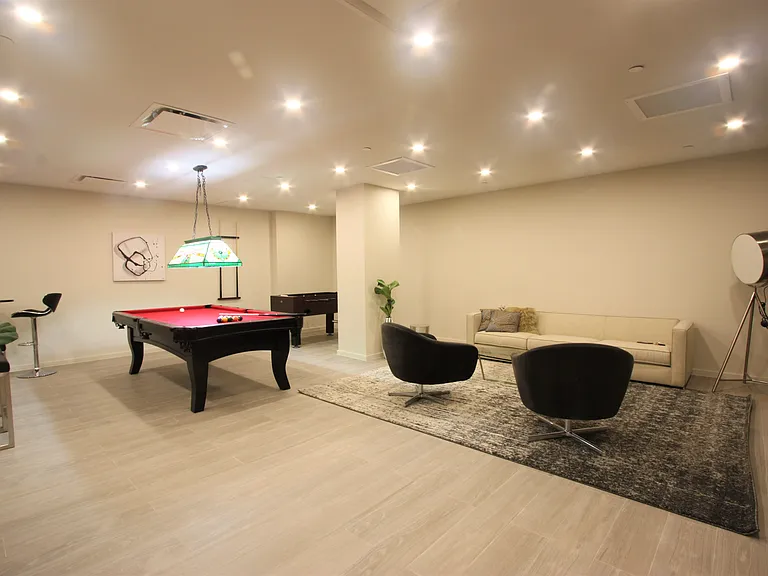 1511 Bedford Ave #10D — Photo 11