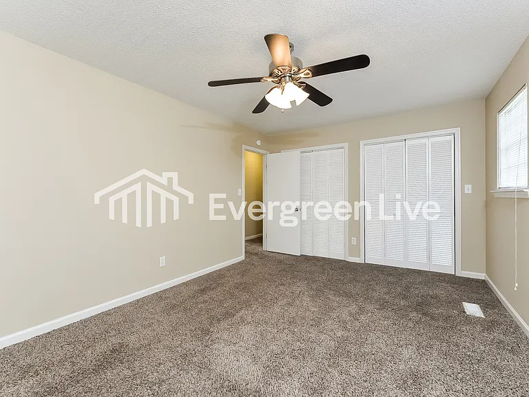 1420 Mohican Dr — Photo 7