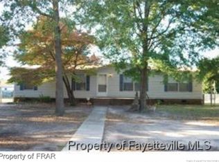 2115 Fennell Rd, Hope Mills, NC 28348