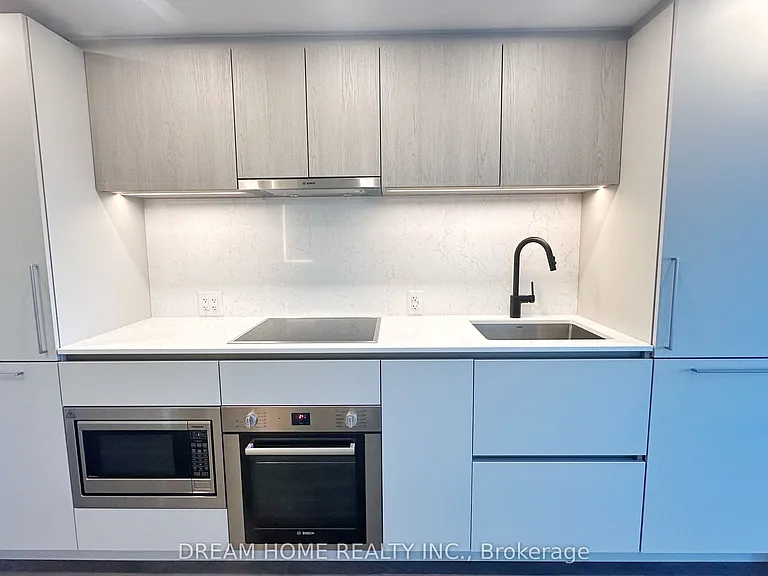 609 Sherbourne St #1306 — Photo 8