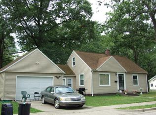 245 W Maplewood Ave, Muskegon Heights, MI 49444