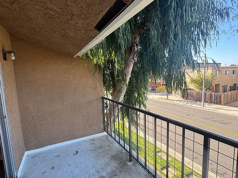 Harbor Terrace Apartments — Photo 29