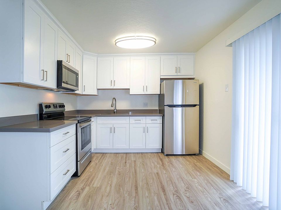 1st image of 324 Mountain View Ave #81