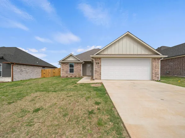 1801 Tres Dr, Whitehouse, TX 75791