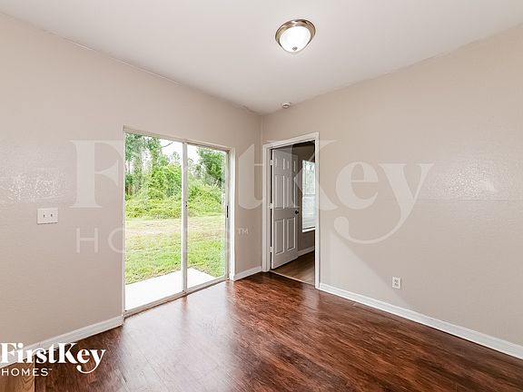 4th image of 2621 Atwater Dr