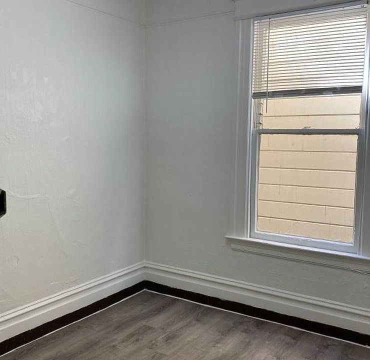 1st image of 1226 Grant Ave #23