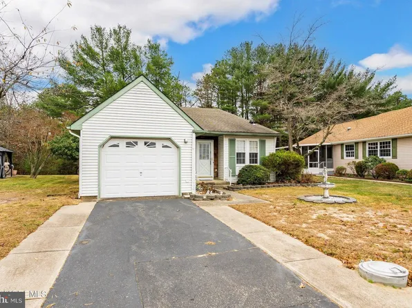 41 Birchwood Dr, Manchester Township, NJ 08759