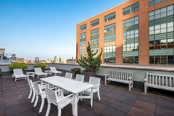 Sold by Compass | media 10