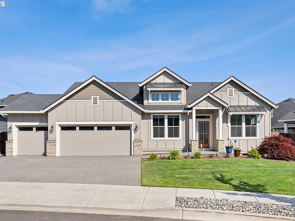 1st image of 2713 SE 22nd Ave