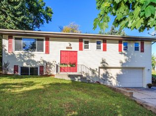 6309 Zealand Ave N, Brooklyn Park, MN 55428