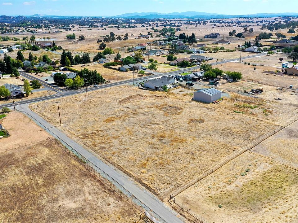 1st image of 1949 Village Dr