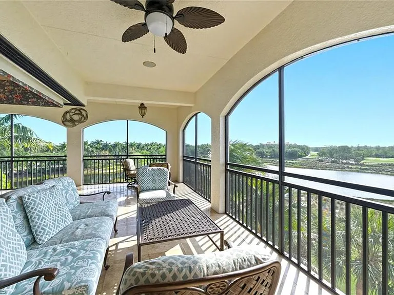 2538 Marquesa Royale Ln #Penthouse 5-301 — Photo 6