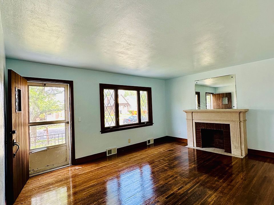 1st image of 410 Washington Ave