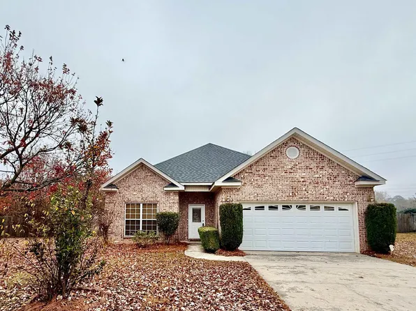 132 Montrose Ln, Centerville, GA 31028