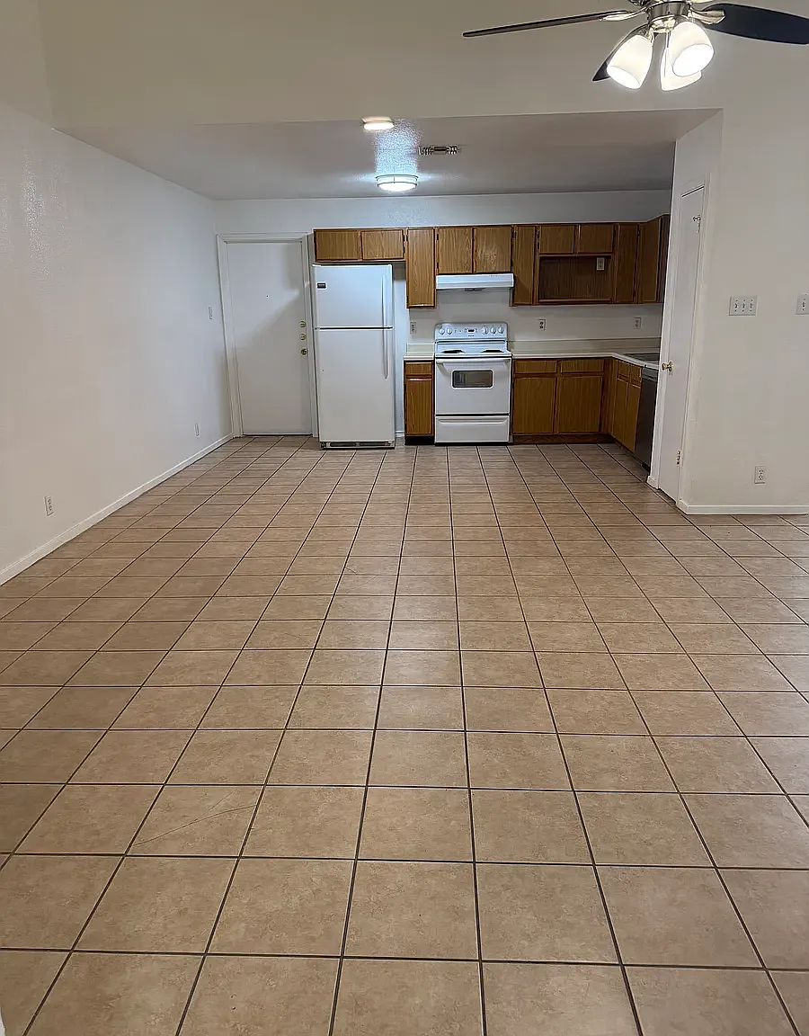 11719 Capotillo St — Photo 3