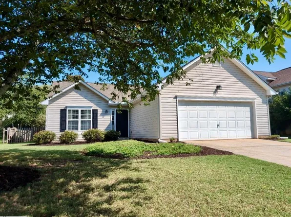 785 Thornbird Cir, Boiling Springs, SC 29316