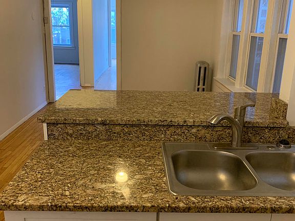 4th image of 4866 N Talman Ave APT 1A