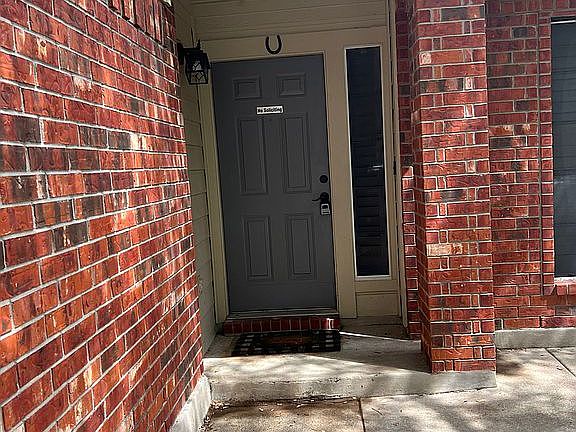2nd image of 1032 Doras Dr