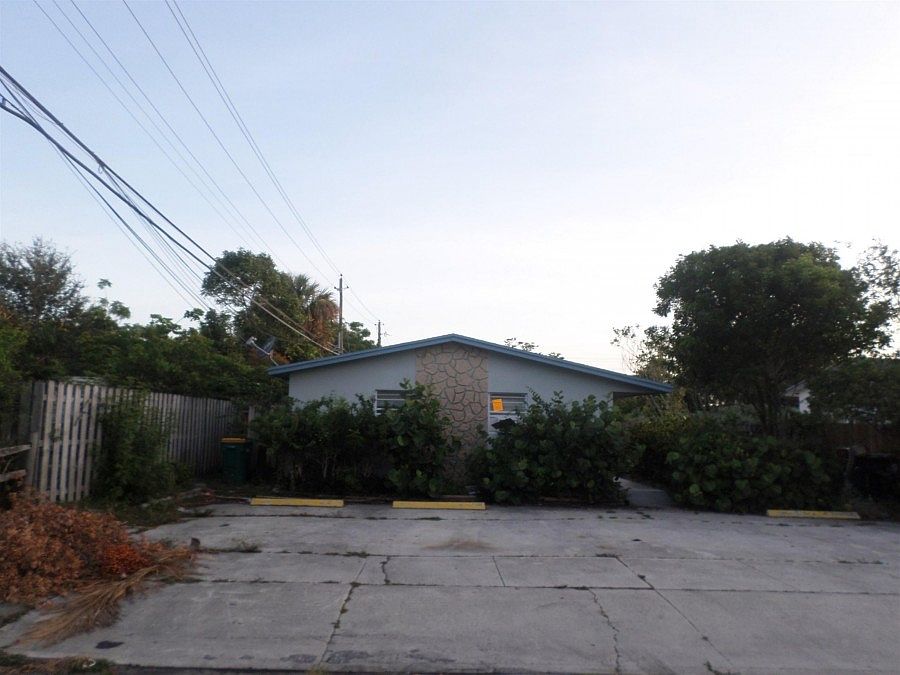 1st image of 1246 17th Ave N