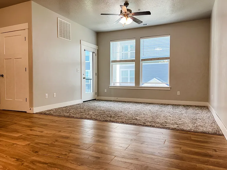 1806 W Newcastle Ln #202 — Photo 12