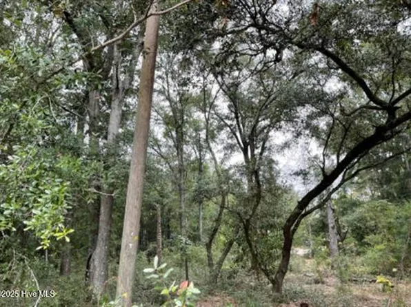 221 Flemington Road, Wilmington, NC 28401