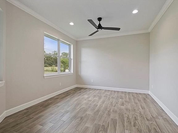 3rd image of 10238 Caracara Ave