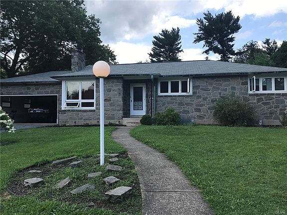3rd image of 837 E Langhorne Ave