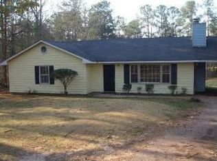 126 Shady Oaks Dr, Lagrange, GA 30240
