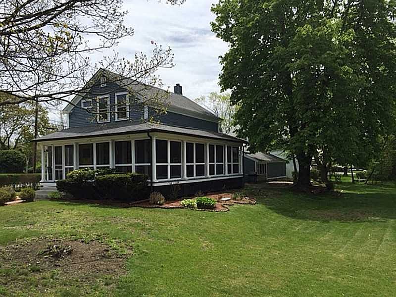 33 Lincoln Ave, Barrington, RI 02806 Zillow