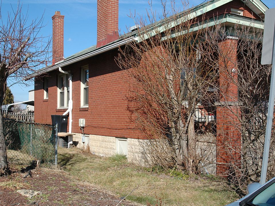 2nd image of 1721 Trinity St