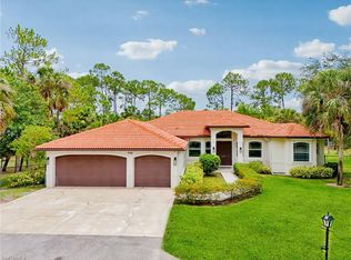 940 11th St SW, Naples, FL 34117